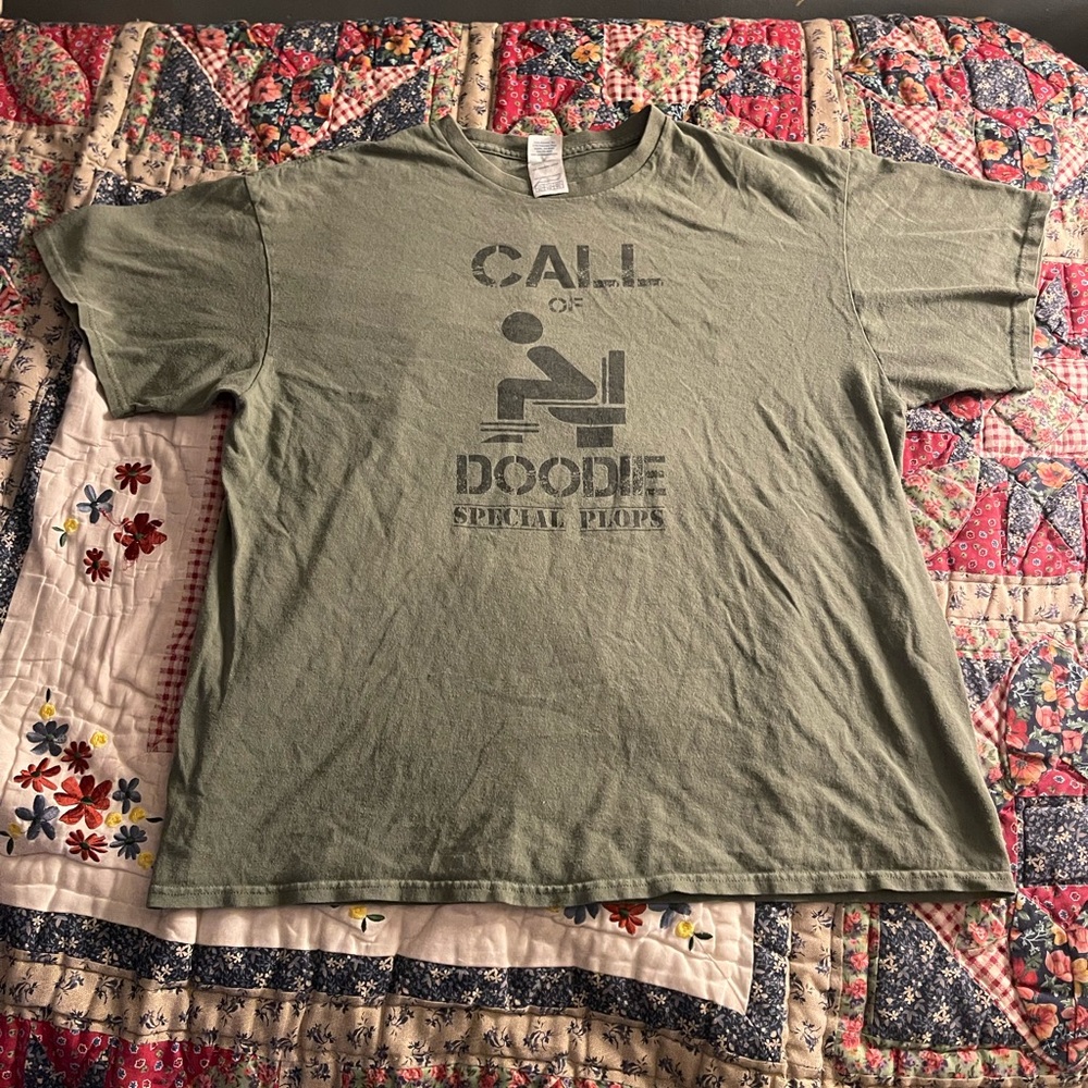 Call of Doodie Special Plops green shirt size XL